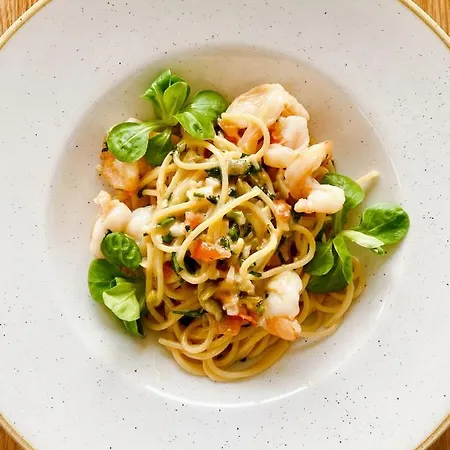 Ξενοδοχείο Port 110