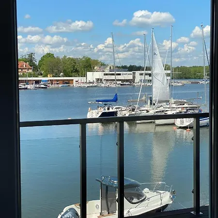 Port 110 3* Iława