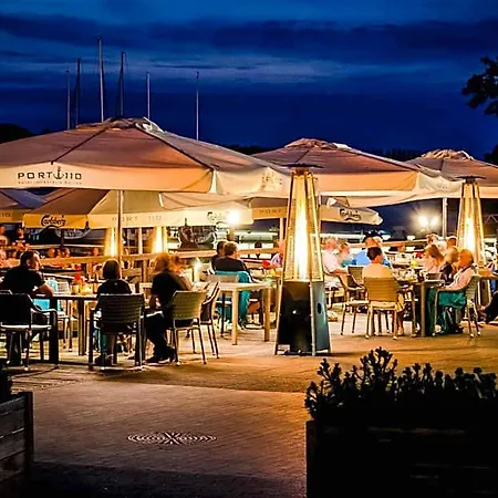 Port 110 Hotel 3*